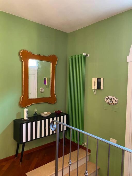 Maggie'S Place Appartment With Private Backyard ราเวนนา ภายนอก รูปภาพ