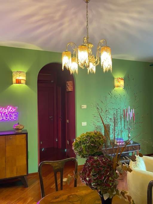 Maggie'S Place Appartment With Private Backyard ราเวนนา ภายนอก รูปภาพ