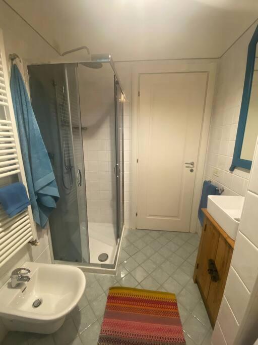 Maggie'S Place Appartment With Private Backyard ราเวนนา ภายนอก รูปภาพ