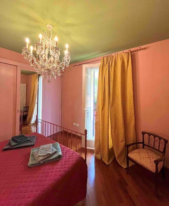 Maggie'S Place Appartment With Private Backyard ราเวนนา ภายนอก รูปภาพ